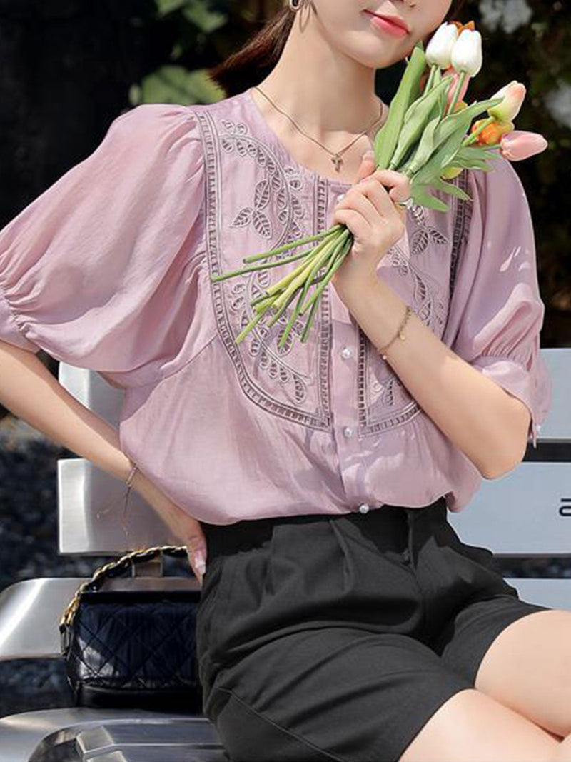 A Vintage Style Top with Delicate Timeless Details