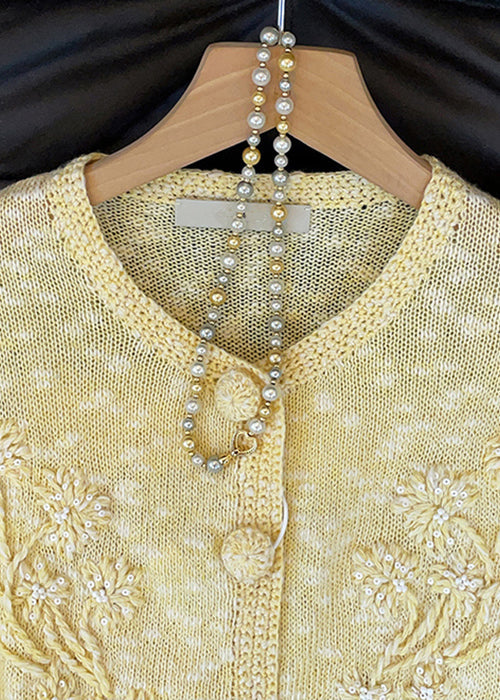 Classic Vintage Cardigan with a Flattering Fit