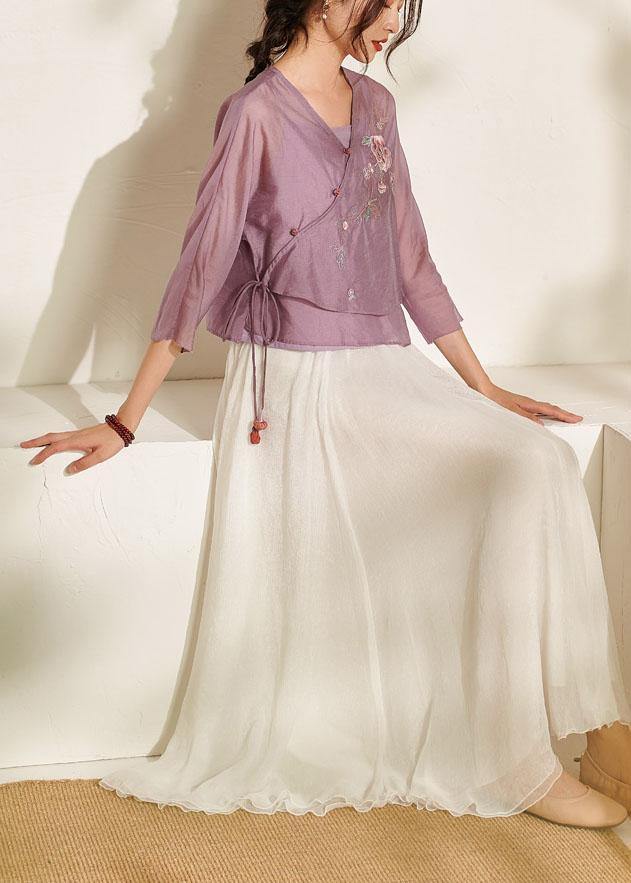 Well Tailored Top with a Graceful Silhouette