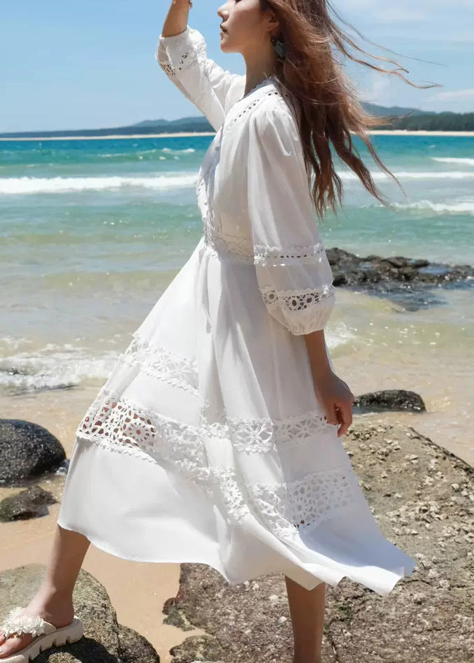 Effortlessly Elegant Dress with a Timeless Design