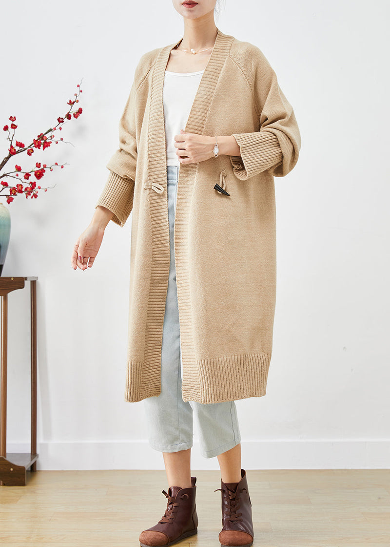 Well Tailored Coat with a Graceful Silhouette