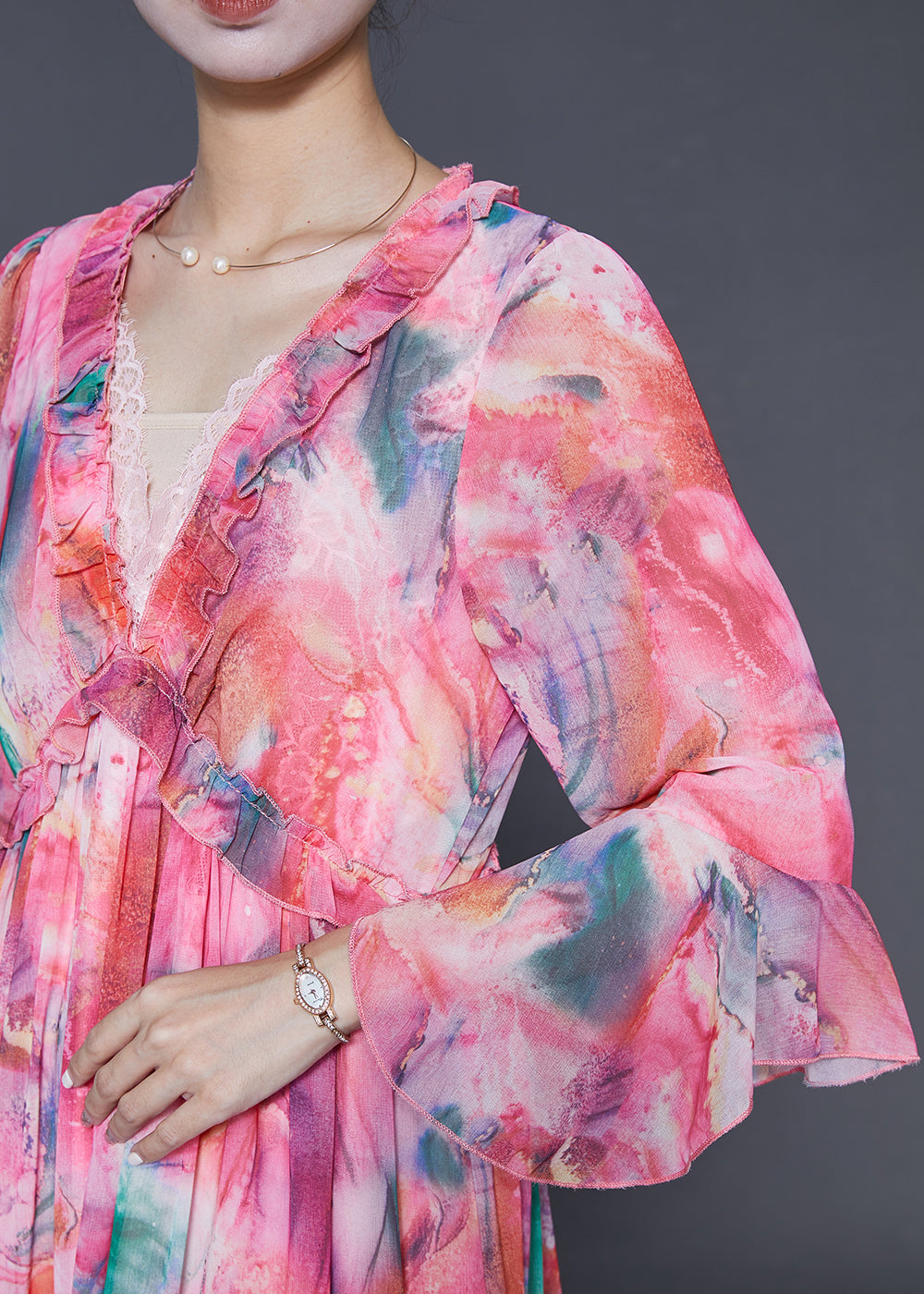 Classic Vintage Dress with a Flattering Fit