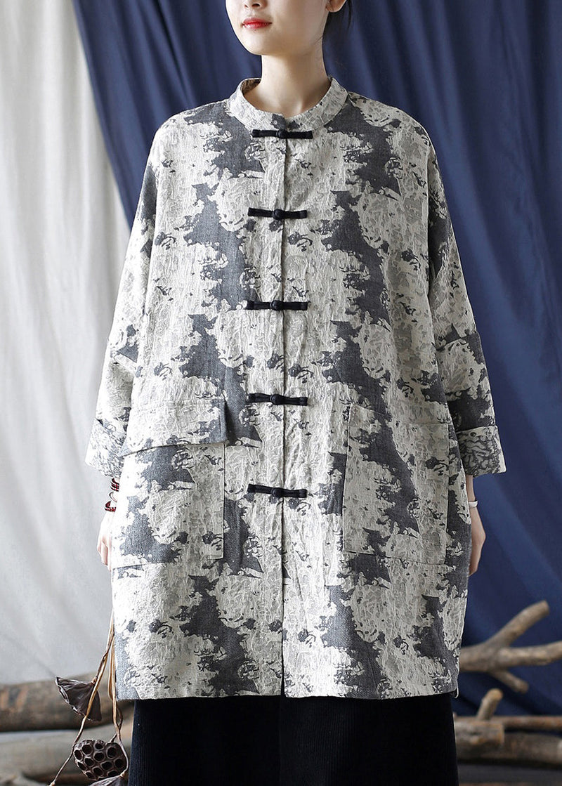 Beautifully Finished Coat in a Timeless Design