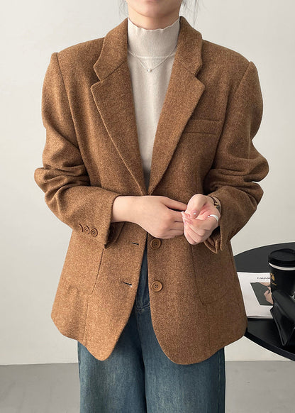 Gracefully Styled Coat for Any Occasion
