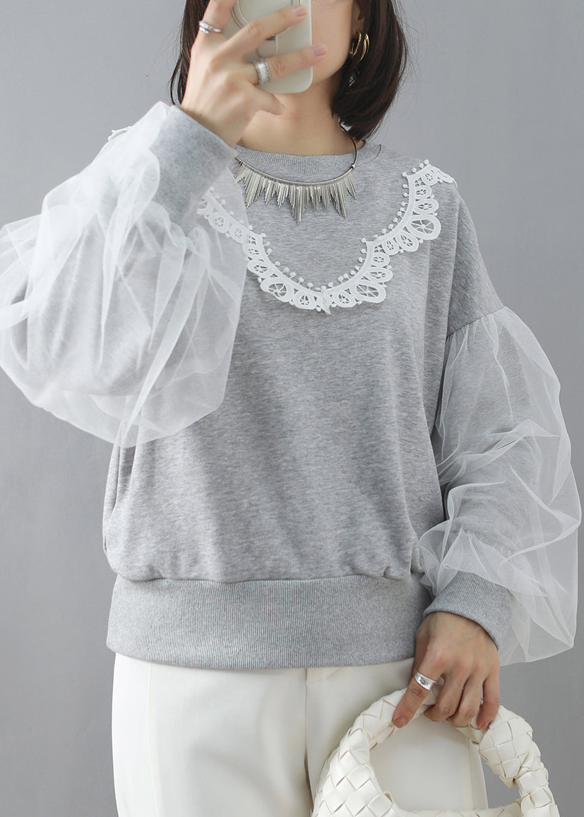 Well Tailored Shirt with a Graceful Silhouette