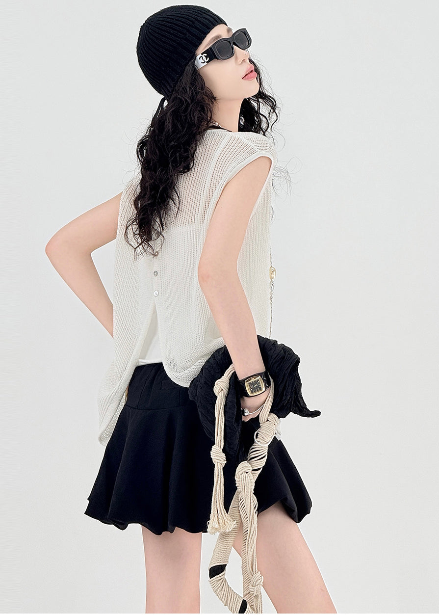 A Vintage Style Top with Delicate Timeless Details