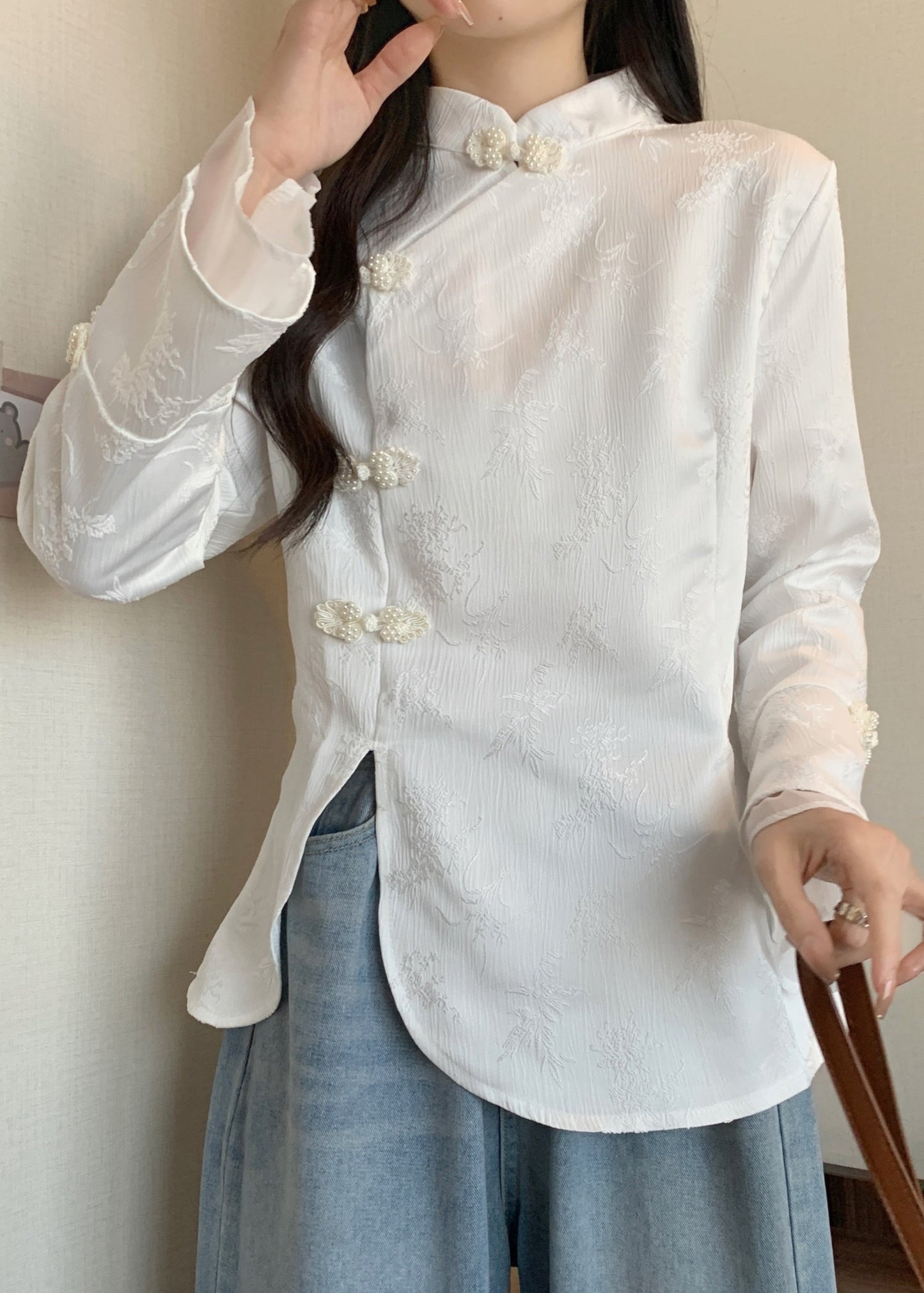 Sophisticated Top with a Clean Classic Look