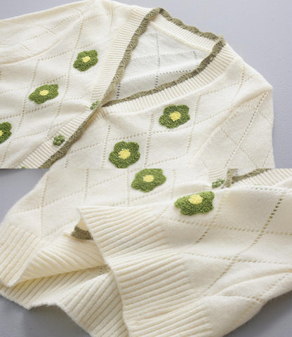 Classic Vintage Cardigan with a Flattering Fit