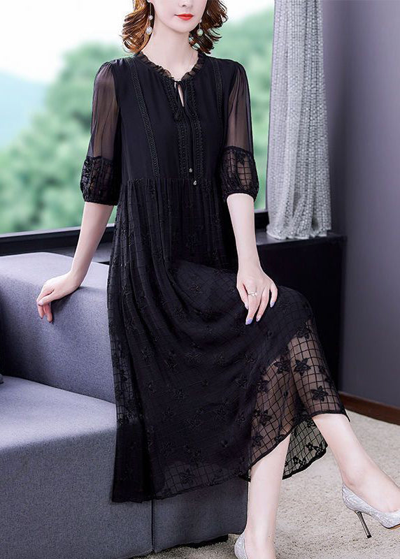 Beautifully Crafted Dress in a Classic Style