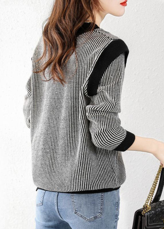 Beautifully Crafted Sweater in a Classic Style