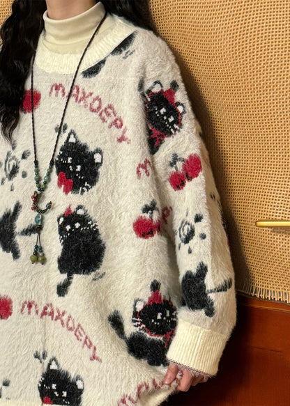 Classic Vintage Sweater with a Flattering Fit