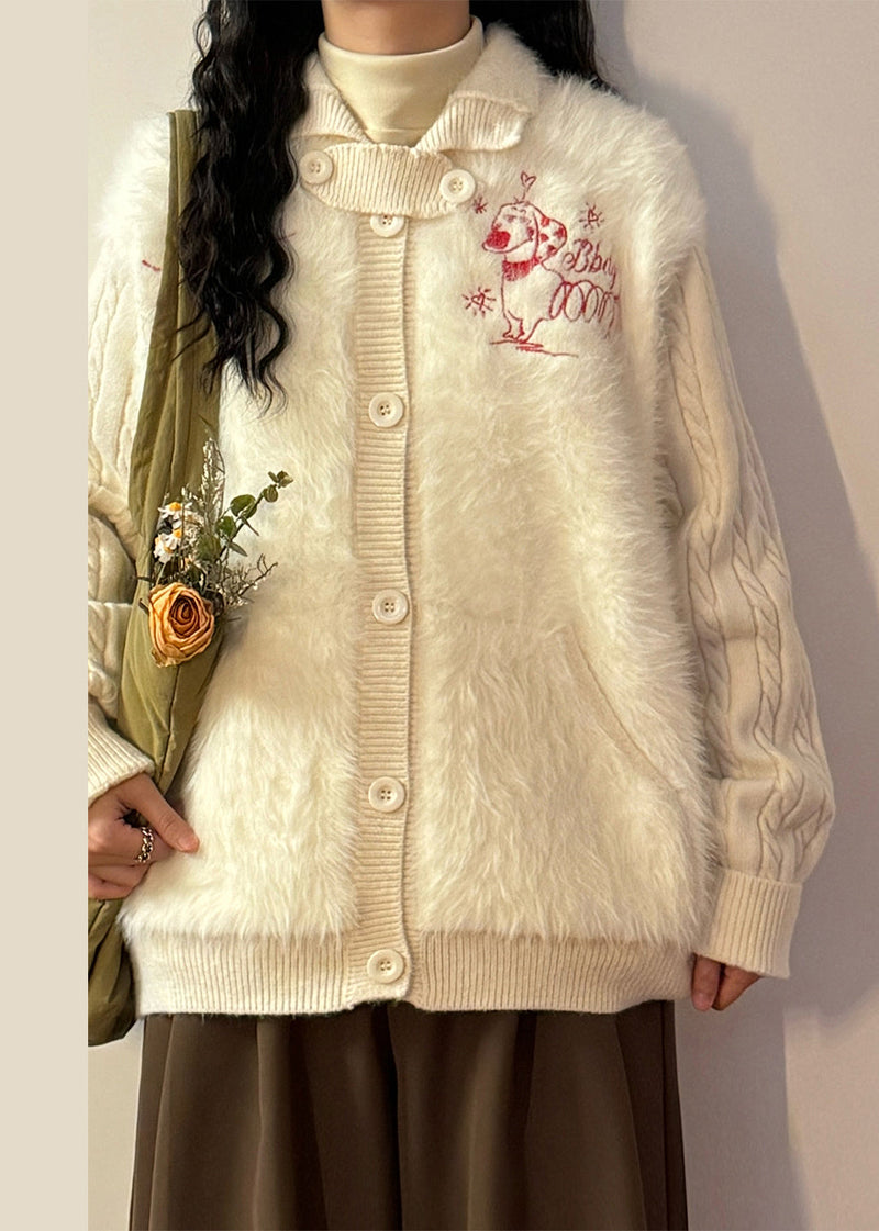 Classic Vintage Coat with a Flattering Fit