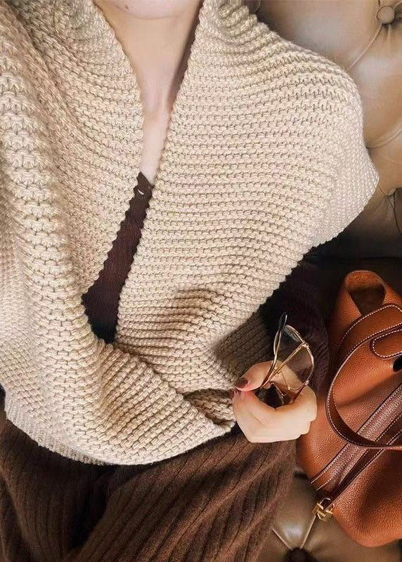 Beautifully Finished Top in a Timeless Design