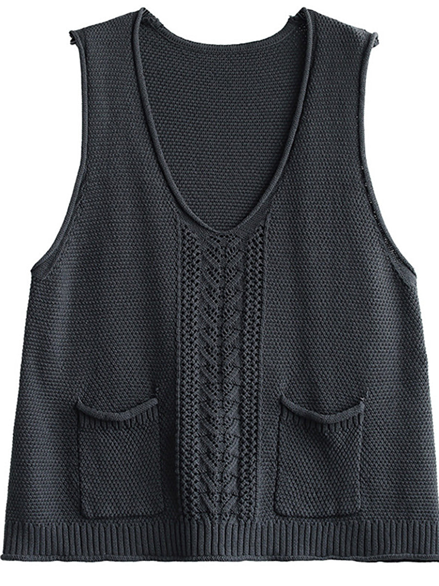 Classic Vintage Sweater with a Flattering Fit