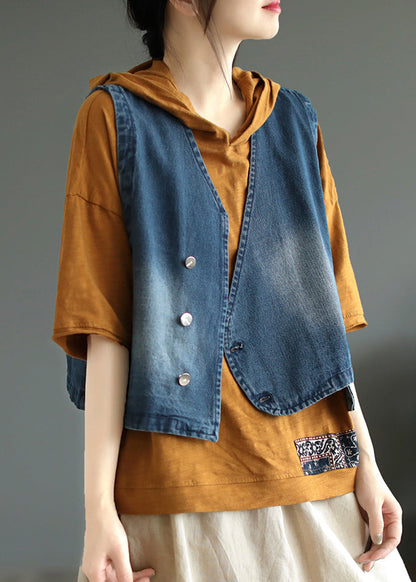 Classic Vintage Coat with a Flattering Fit