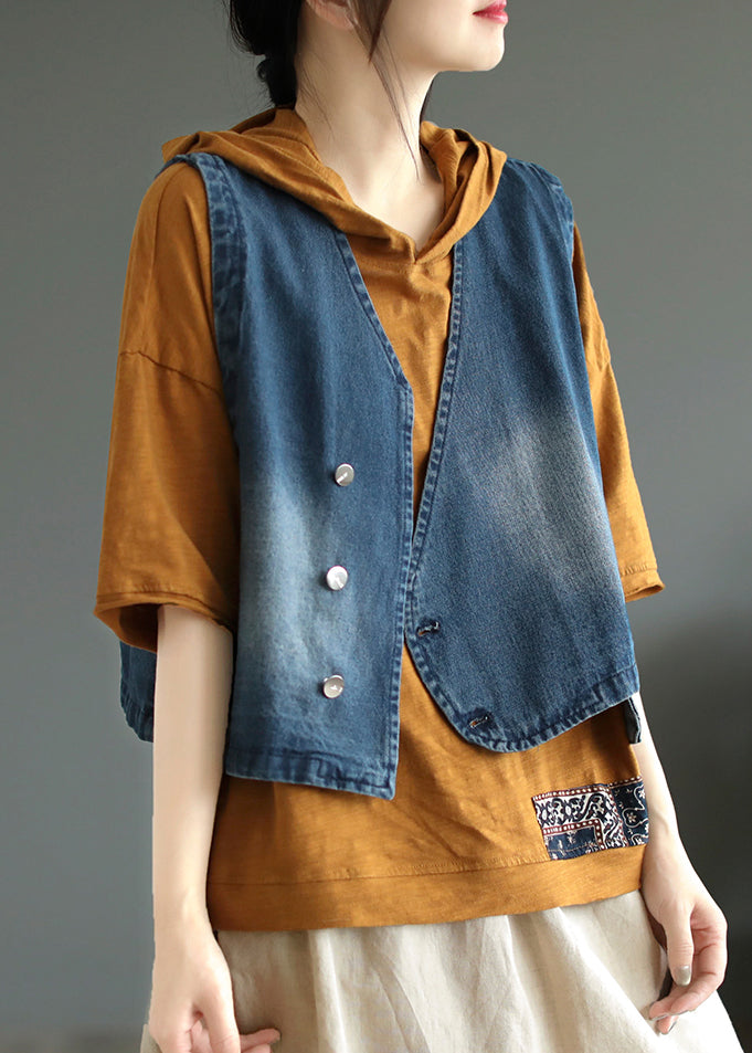 Classic Vintage Coat with a Flattering Fit