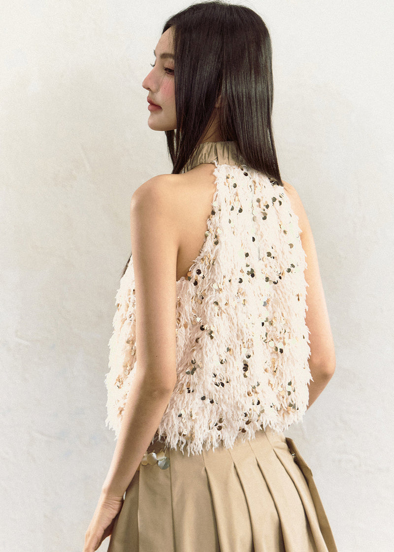 Beautifully Finished Top in a Timeless Design