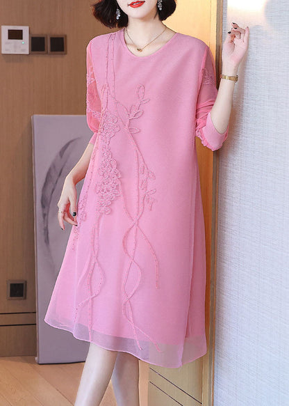 Beautifully Finished Dress in a Timeless Design