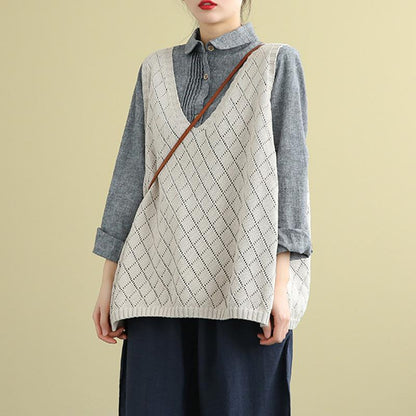 Classic Vintage Sweater with a Flattering Fit