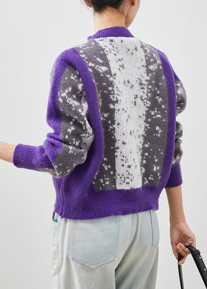 Beautifully Finished Sweater in a Timeless Design
