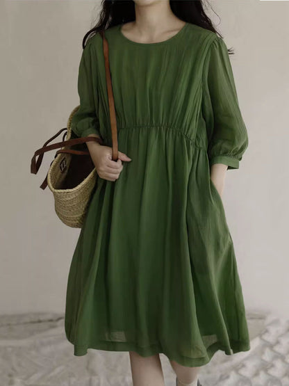 Classic Vintage Dress with a Flattering Fit