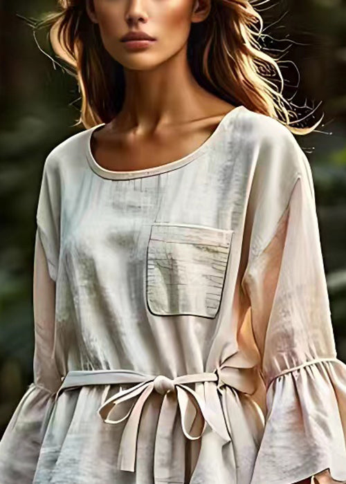 Sophisticated Blouse with a Clean Classic Look