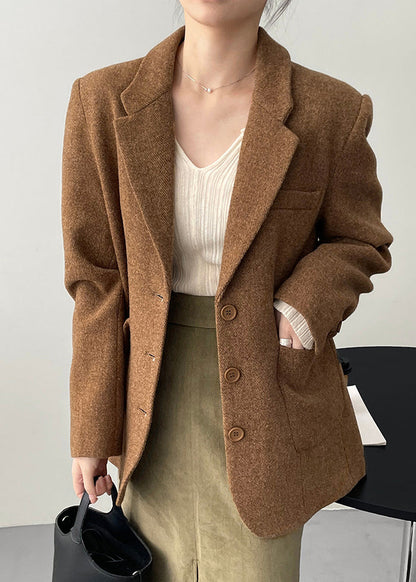 Gracefully Styled Coat for Any Occasion
