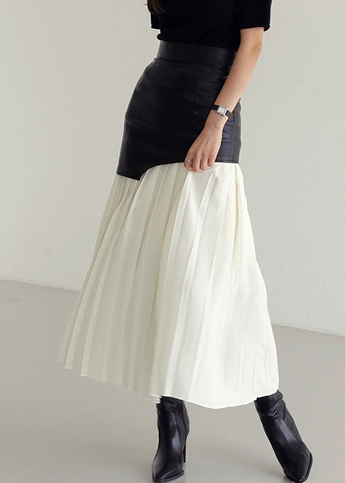 Effortlessly Elegant Garment with a Timeless Design