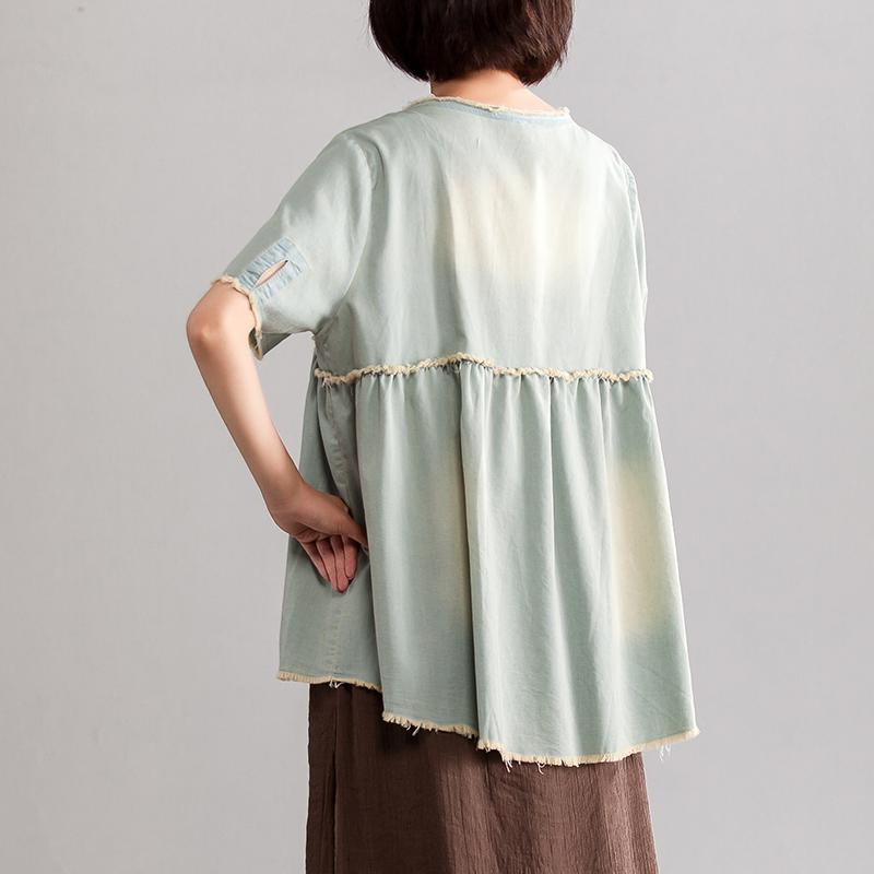 Effortlessly Elegant Blouse with a Timeless Design