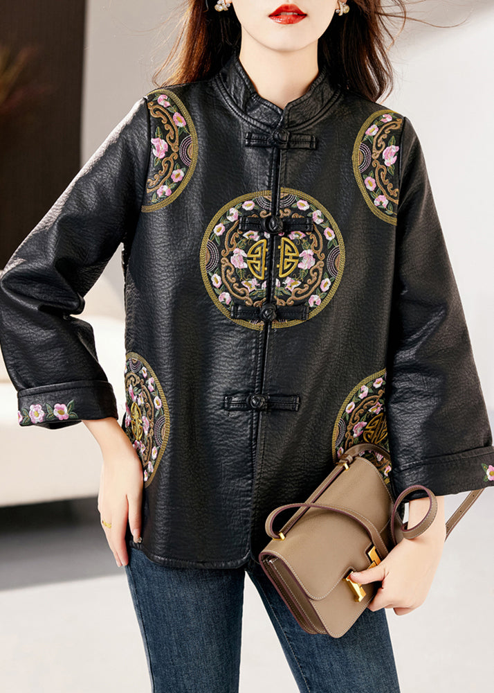 Elegantly Styled Jacket for Everyday Wear