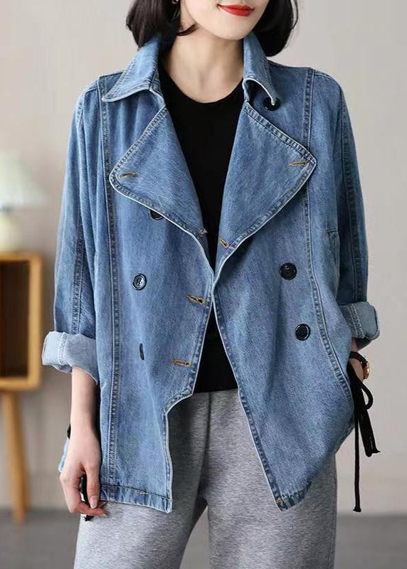 Classic Vintage & Enduringly Stylish Coat