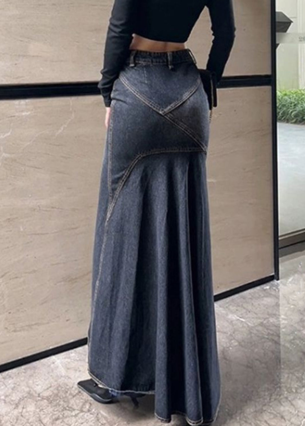 Classic Vintage Garment with a Flattering Fit
