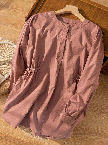 Sophisticated Blouse with a Clean Classic Look