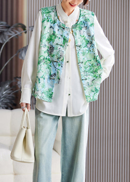 Sophisticated Top with a Clean Classic Look
