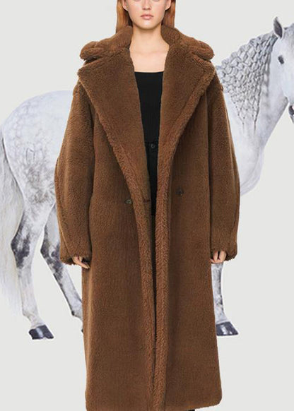 Sophisticated Coat with a Clean Classic Look
