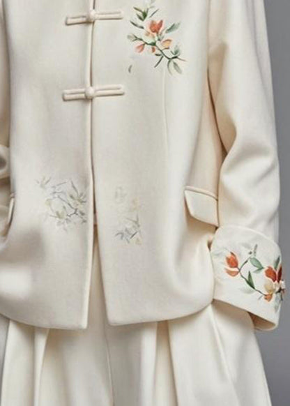 Sophisticated Coat with a Clean Classic Look