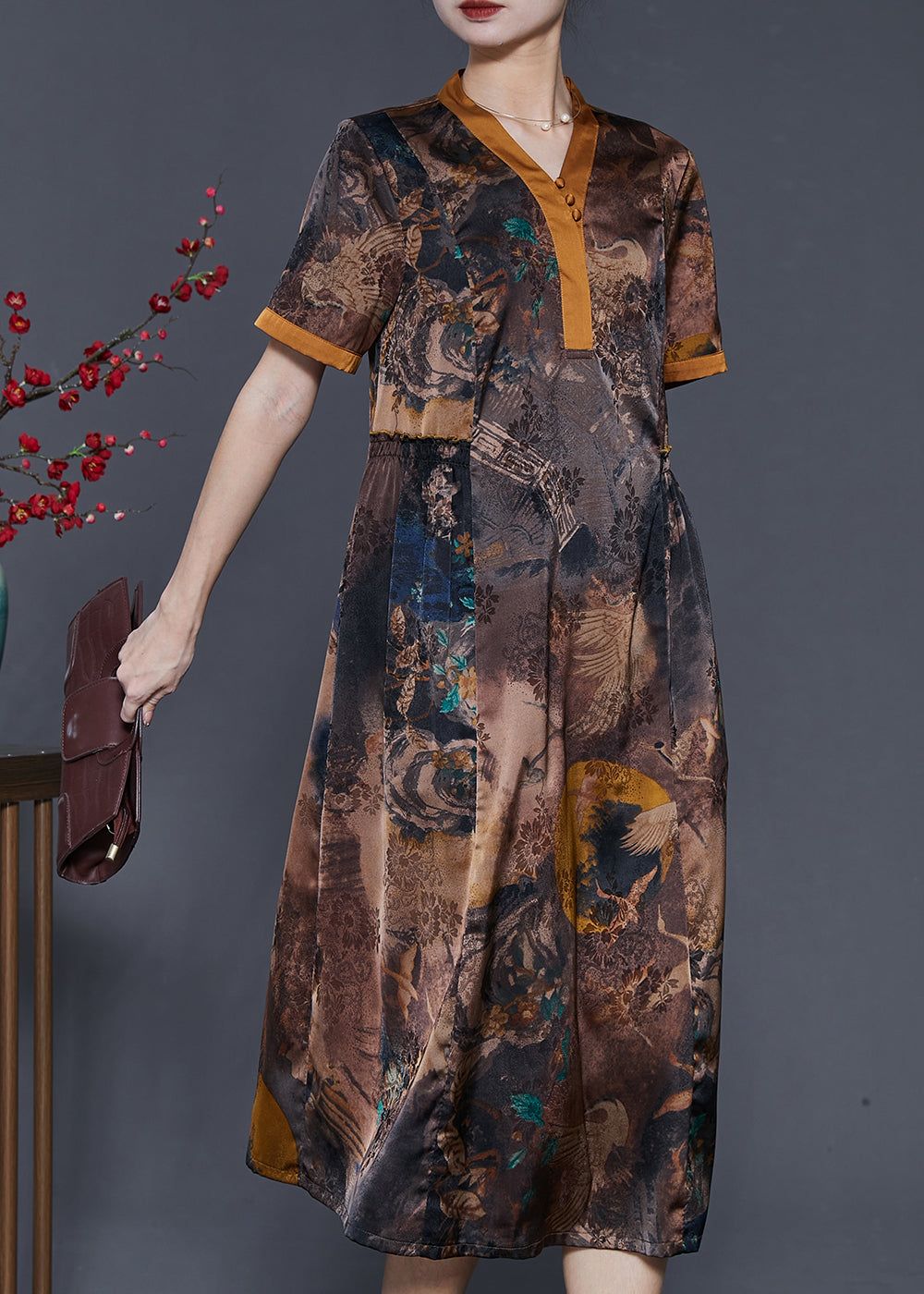 Classic Vintage Dress with a Flattering Fit