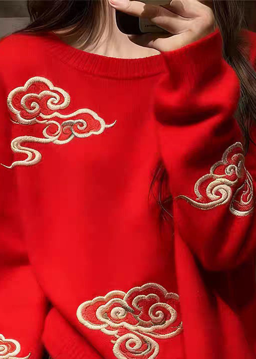 Well Tailored Sweater with a Graceful Silhouette