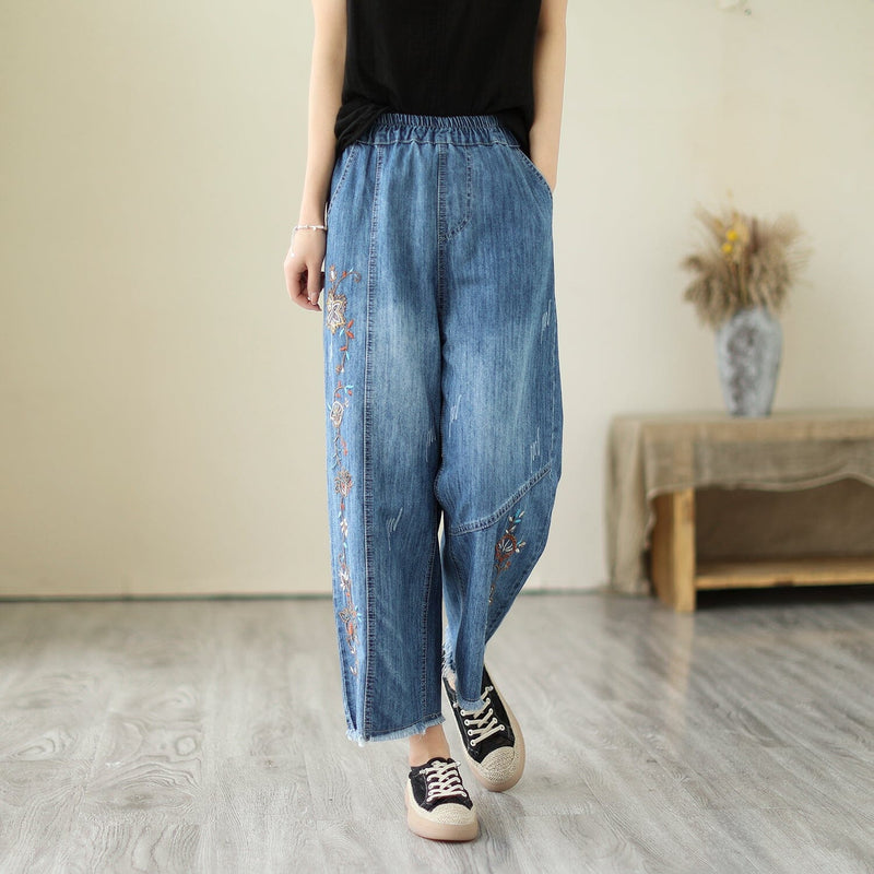 Well Tailored Pants with a Graceful Silhouette