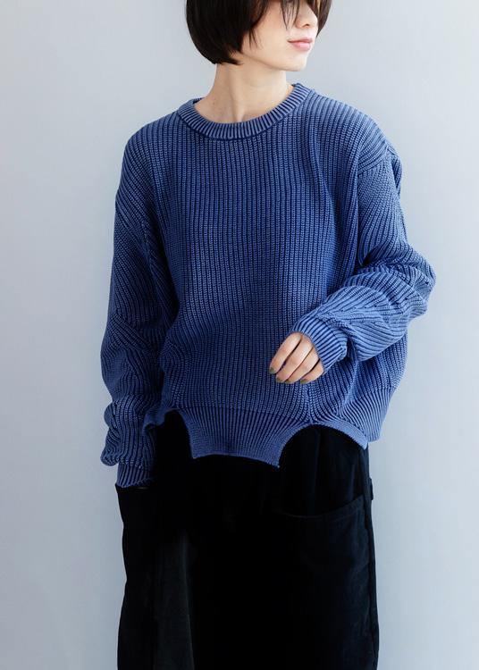 Sophisticated Blouse with a Clean Classic Look