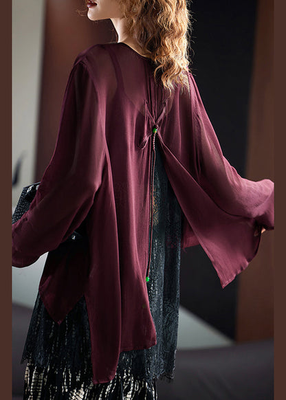 Well Tailored Top with a Graceful Silhouette