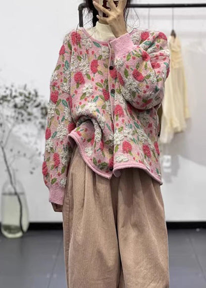 Classic Vintage Cardigan with a Flattering Fit