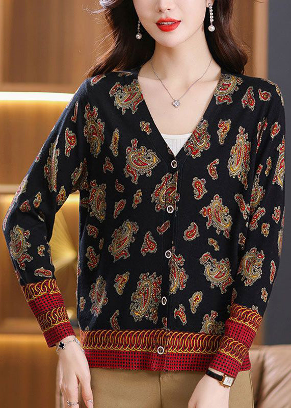 Classic Vintage Cardigan with a Flattering Fit