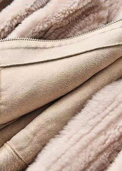 Classic Vintage & Enduringly Stylish Coat
