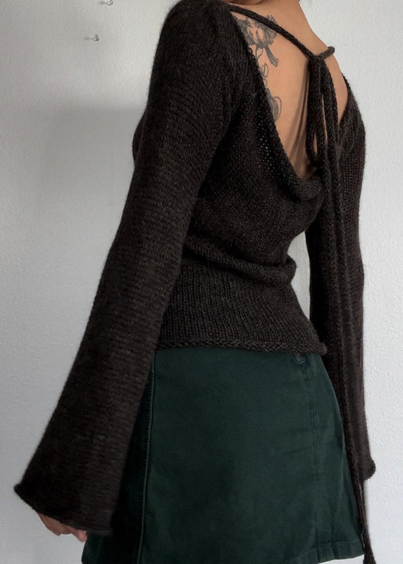 Beautifully Finished Top in a Timeless Design