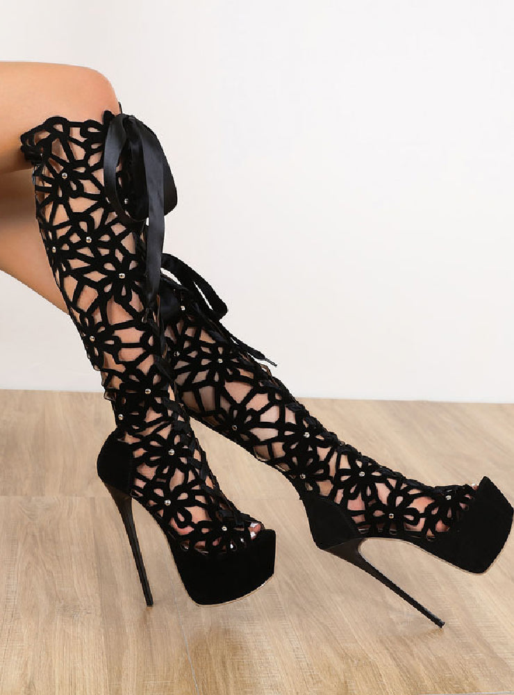 Graceful Orthopedic Boots for Modern Look