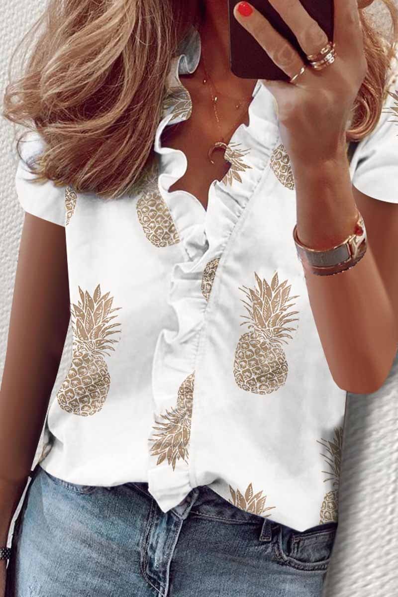 Elegantly Styled T-Shirt for Everyday Wear