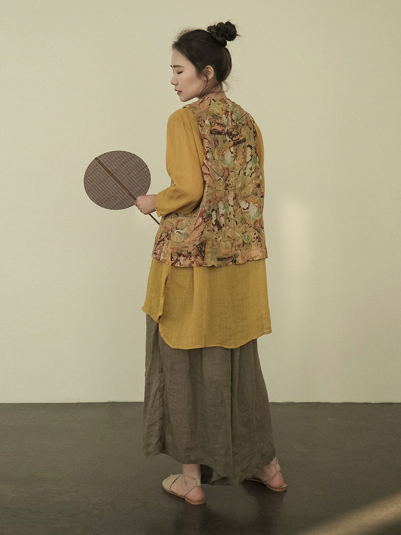 Sophisticated Garment with a Clean Classic Look