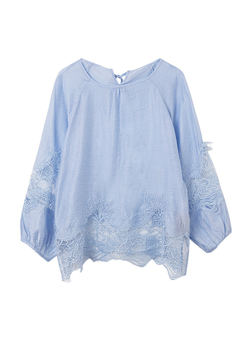 Effortlessly Elegant Blouse with a Timeless Design