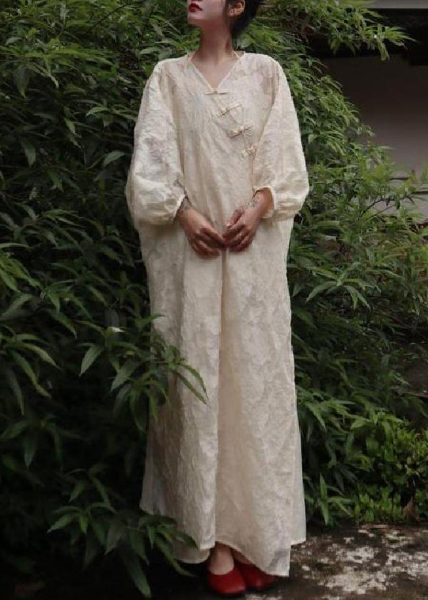 Well Tailored Cardigan with a Graceful Silhouette